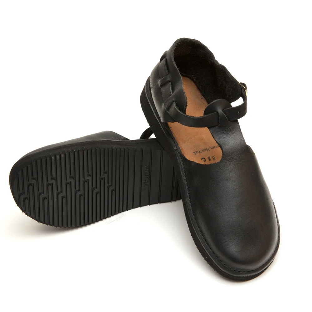 Aurora Shoe Co T Strap Mary Jane leather shoes